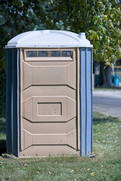 Best Porta potty rental near me  in Fairview, CA